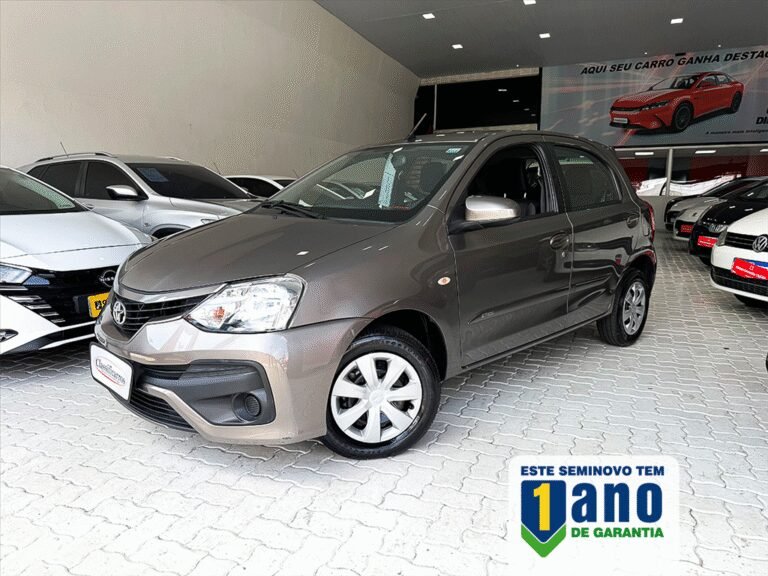 Toyota Etios – 1.5 XS 16V FLEX 4P MANUAL